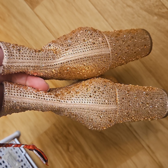 Top Moda Women's High Heel Rhinestone Bling Booties Rose Gold Ankle Boots - Picture 2 of 5